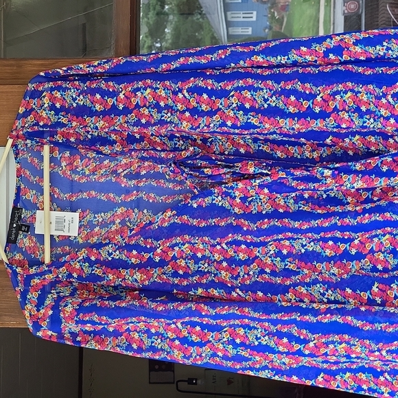 Derek Heart size 2X......NWT.....darling floral look 🥰 - Picture 2 of 7